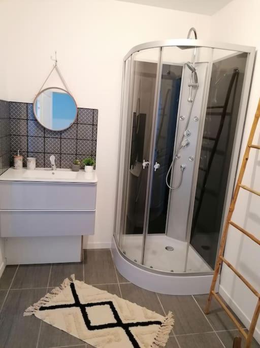 Maison Proche La Rochelle Apartment *
